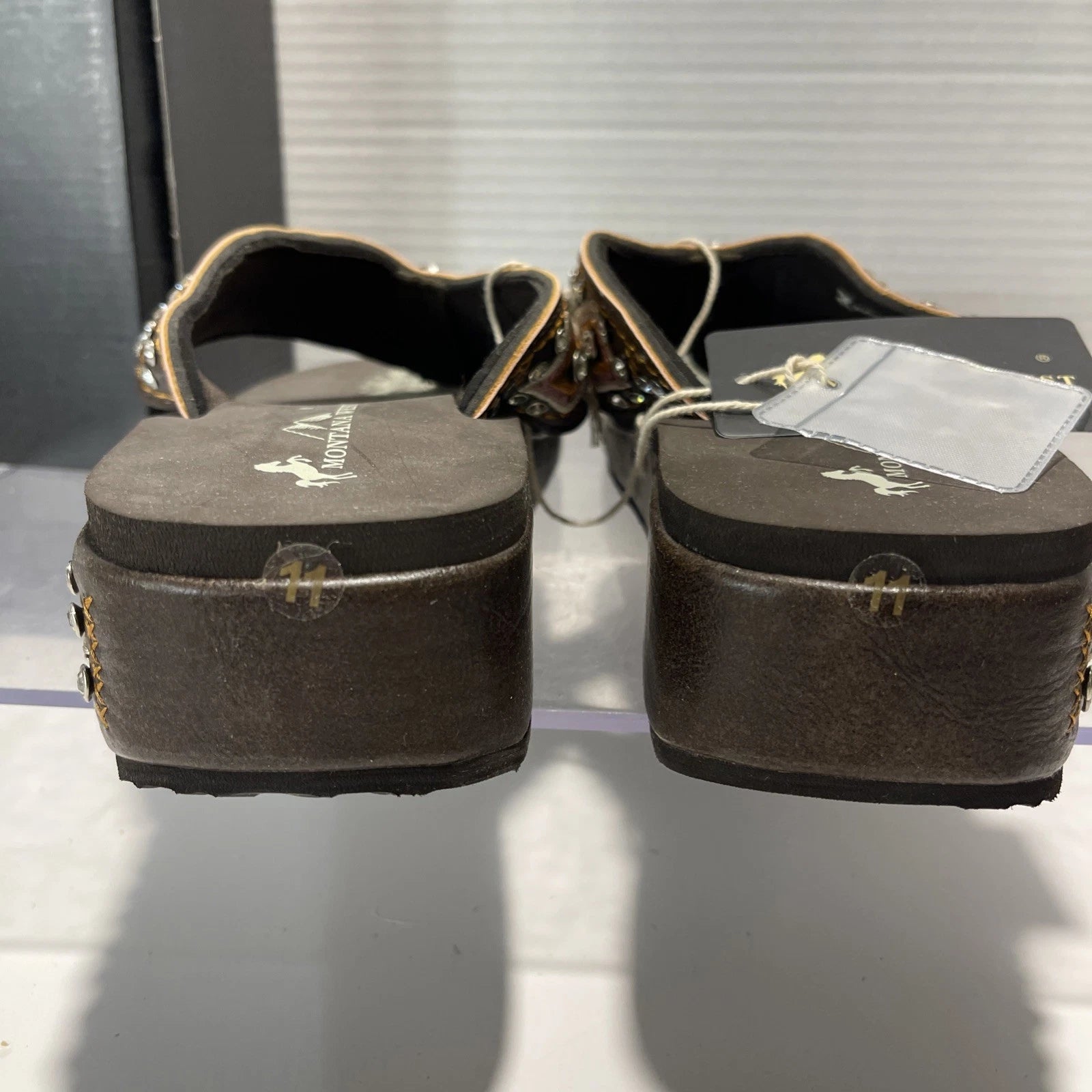 Montana West Embroidered Rhinestones Conch Western Style Wedge Sandals Sz11-11.5