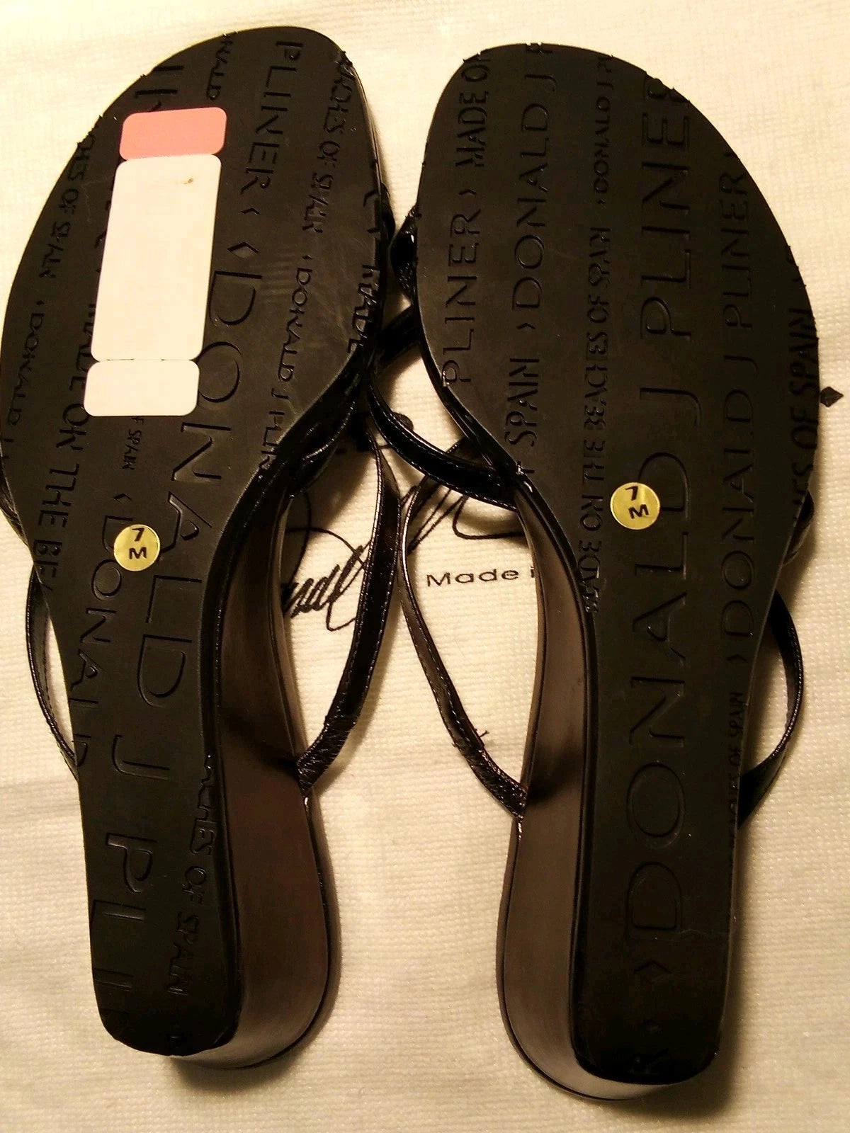 Donald Pliner - NWT & Dust Bag, Size 7, Strapy Sandals W/ Wedge Style Heel, Slip