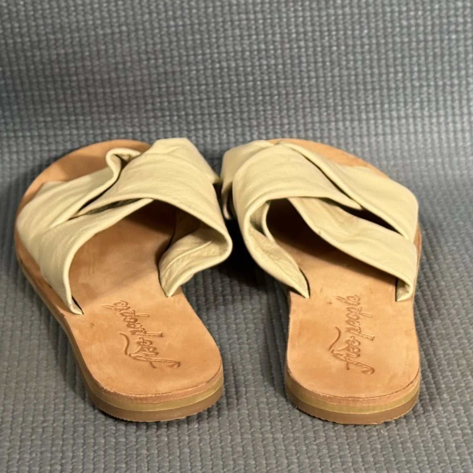 Free People Leather Slide Fashion Sandals Beige Size 6.5 US 37 EU