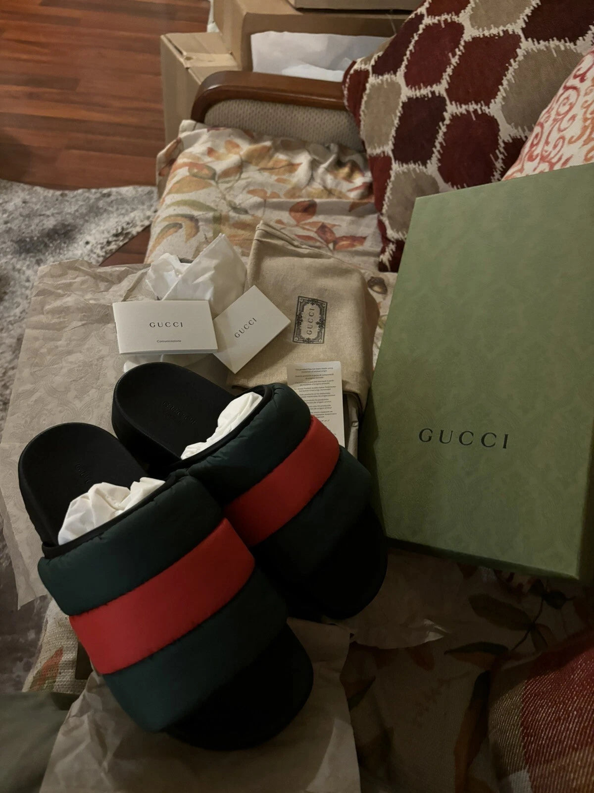Gucci Puffer Nylon Slides Black/Red/Green Sandal Unisex  Size 39 US 8