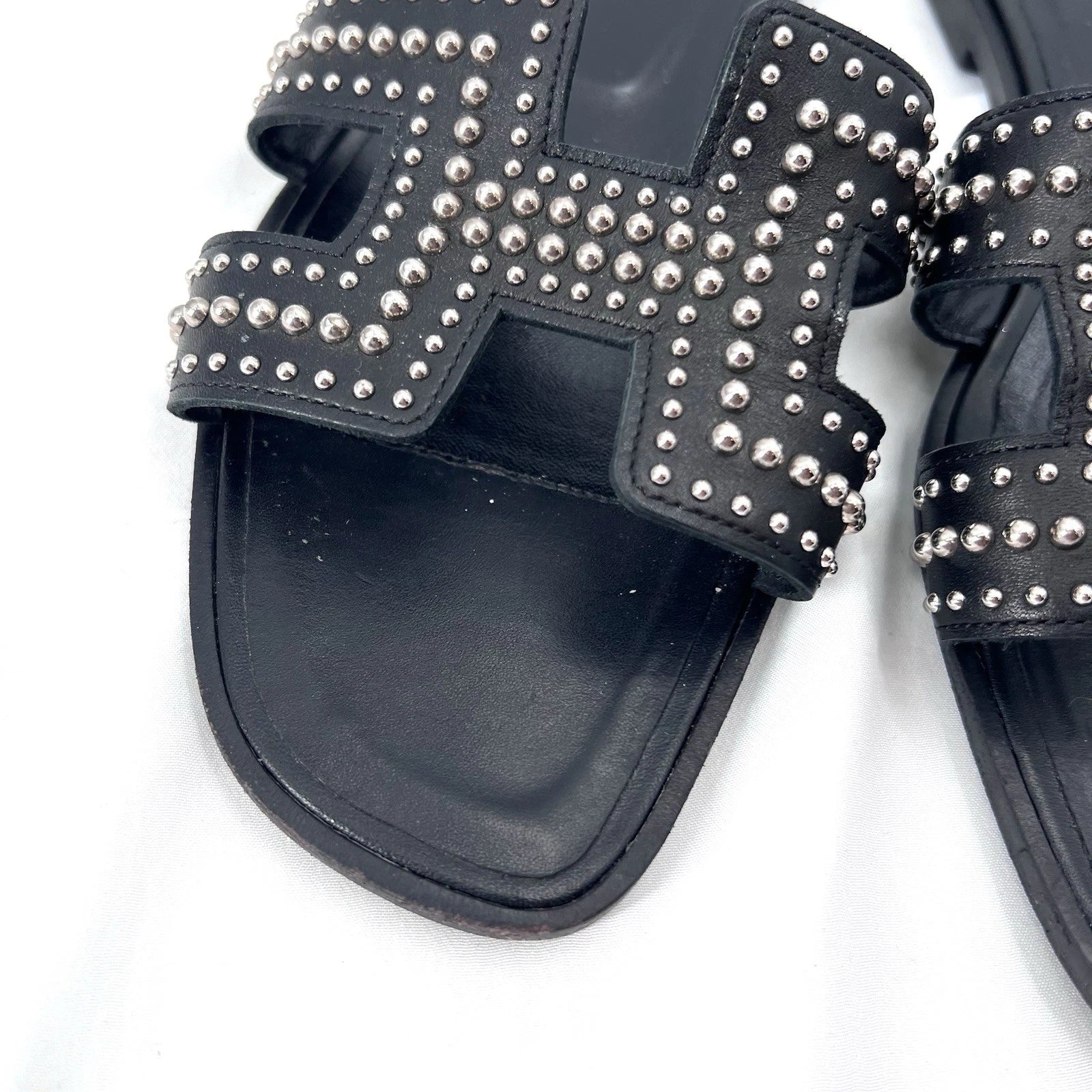 Hermes Oran Black Leather Studded Slide Sandals Womens Size EU 37 / US 6.5