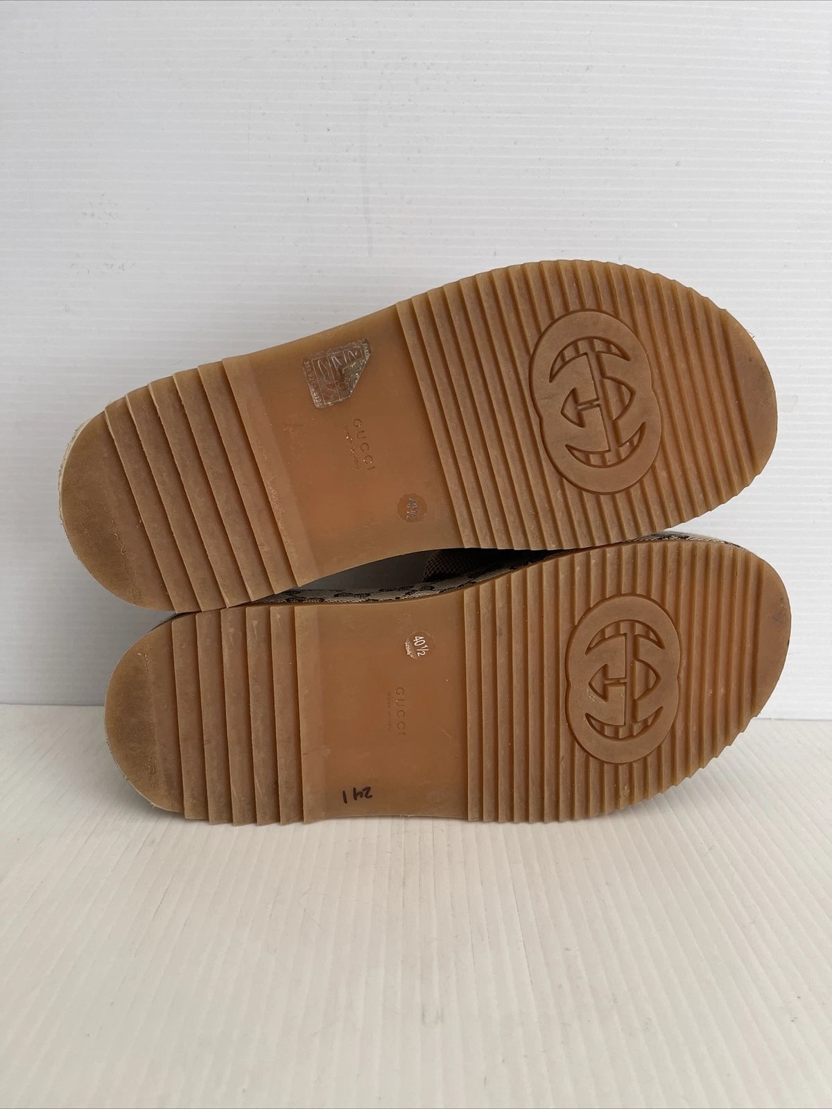 Gucci Womens Angelina Maxi GG Platform Slide Sandals- Beige Canvas- 40.5 /10.5US