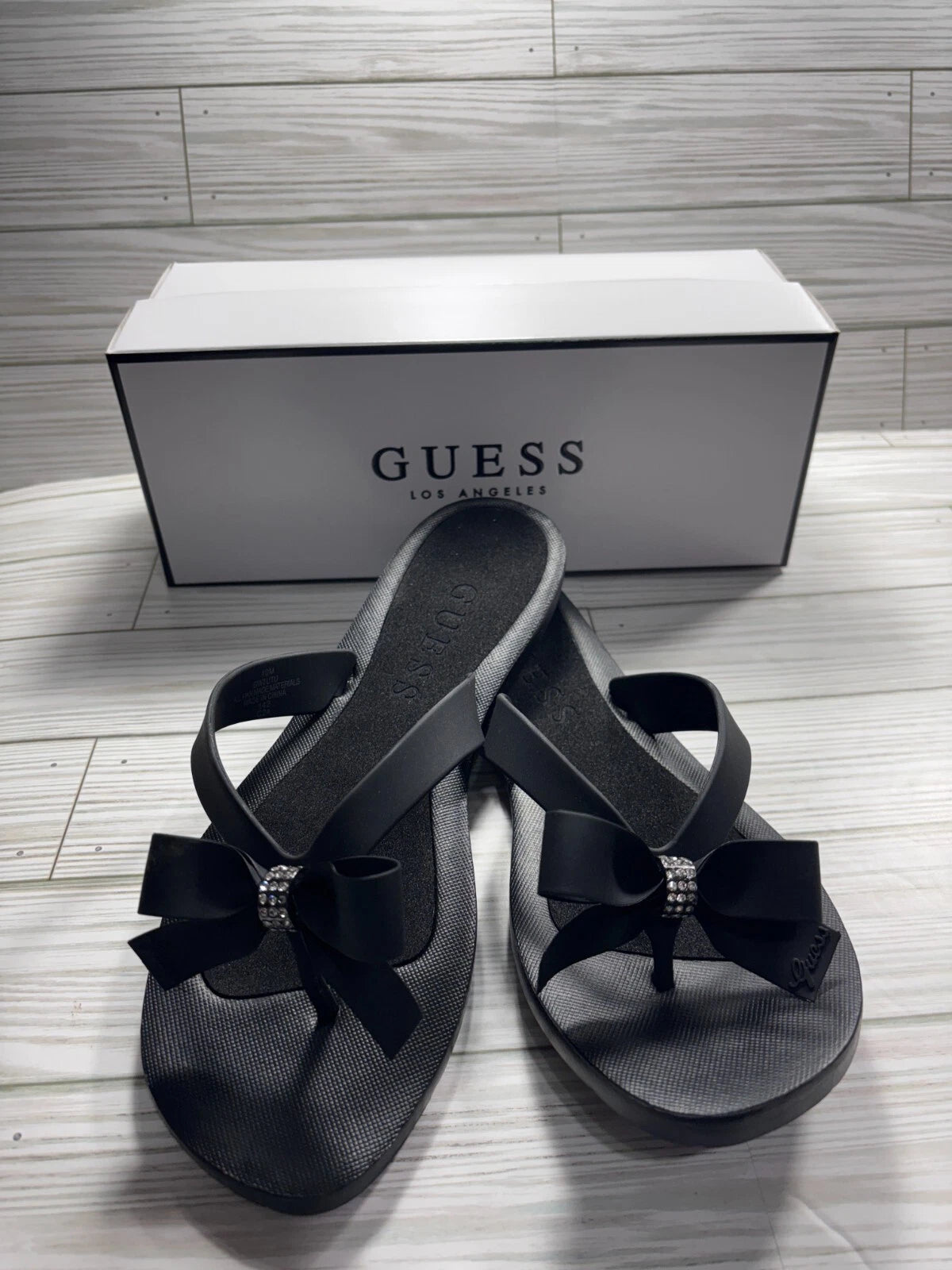 Guess Women's Tutu Eva Fashion Bow Detail Flip Flop Sandals Size 10 M
