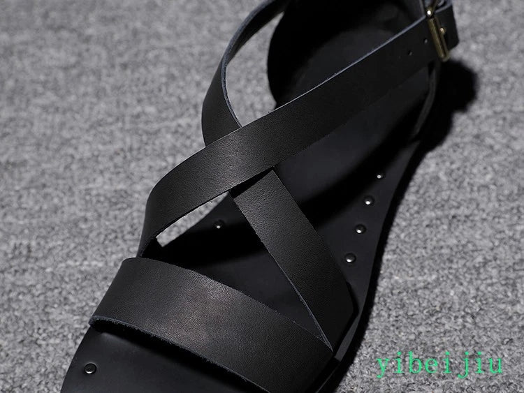 Fashion Men's Real Leather Summer Beach Roman Sandals Studded Shoes Flat Vintage