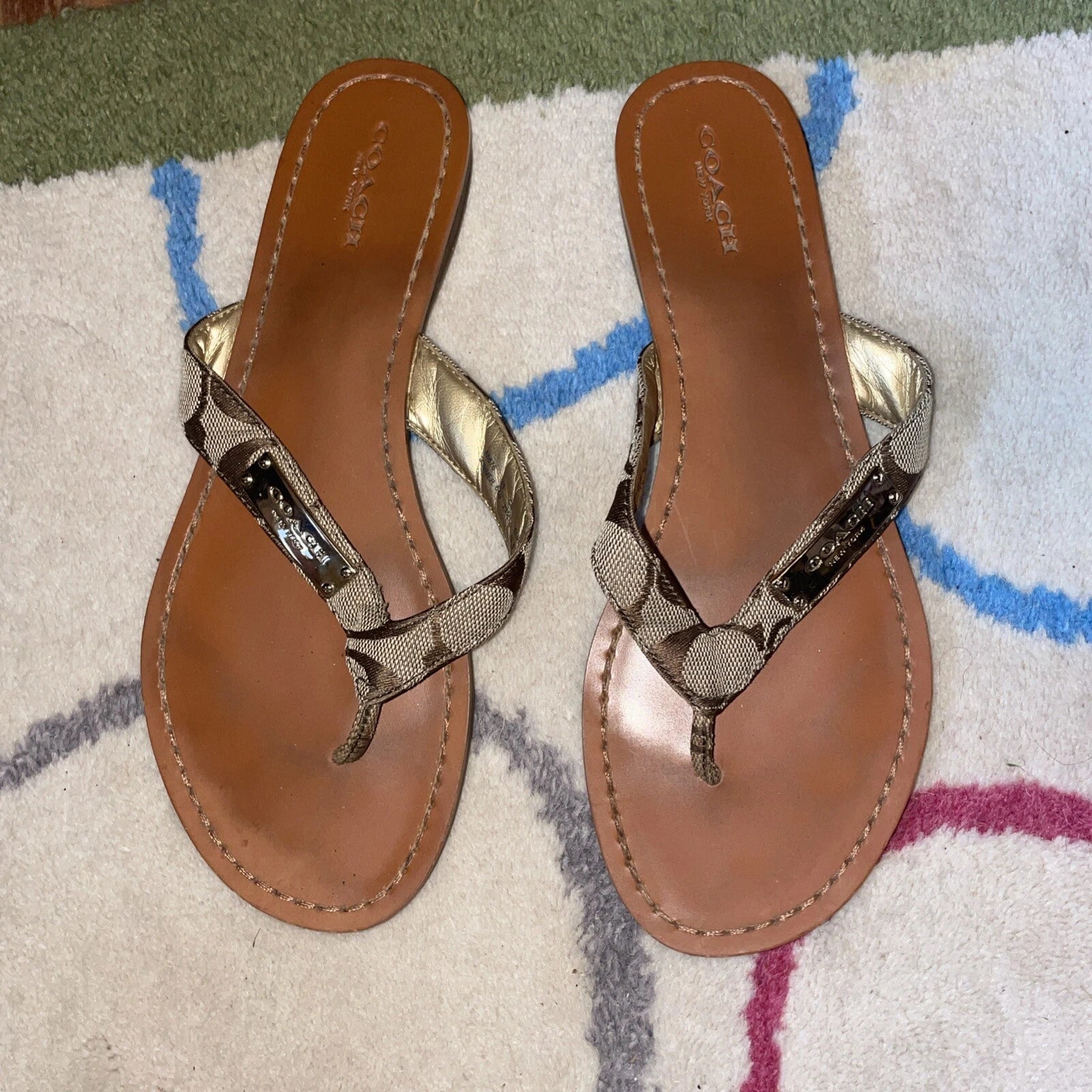 Coach Beige Flip Flop Style Sandal W Gold Hardware Leather And Fabric 6.5