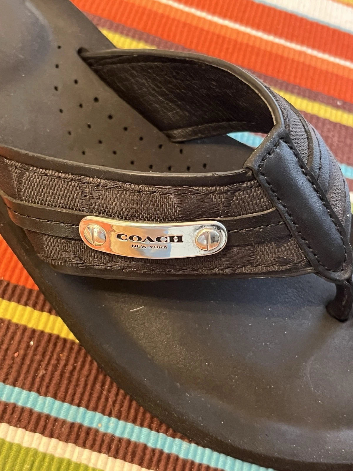 Coach 7B Black Fabric&Leather Flip Flop Sandals Rubber Sole Comfort & Style 1”