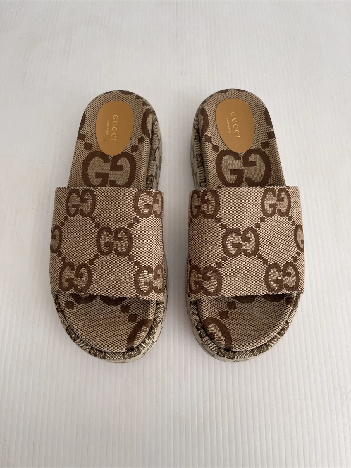 Gucci Womens Angelina Maxi GG Platform Slide Sandals- Beige Canvas- 40.5 /10.5US