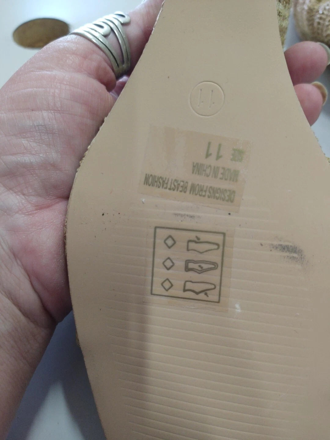 Beast Fashion Rafia Wedge Slide Sandle Size 11 tan beigh