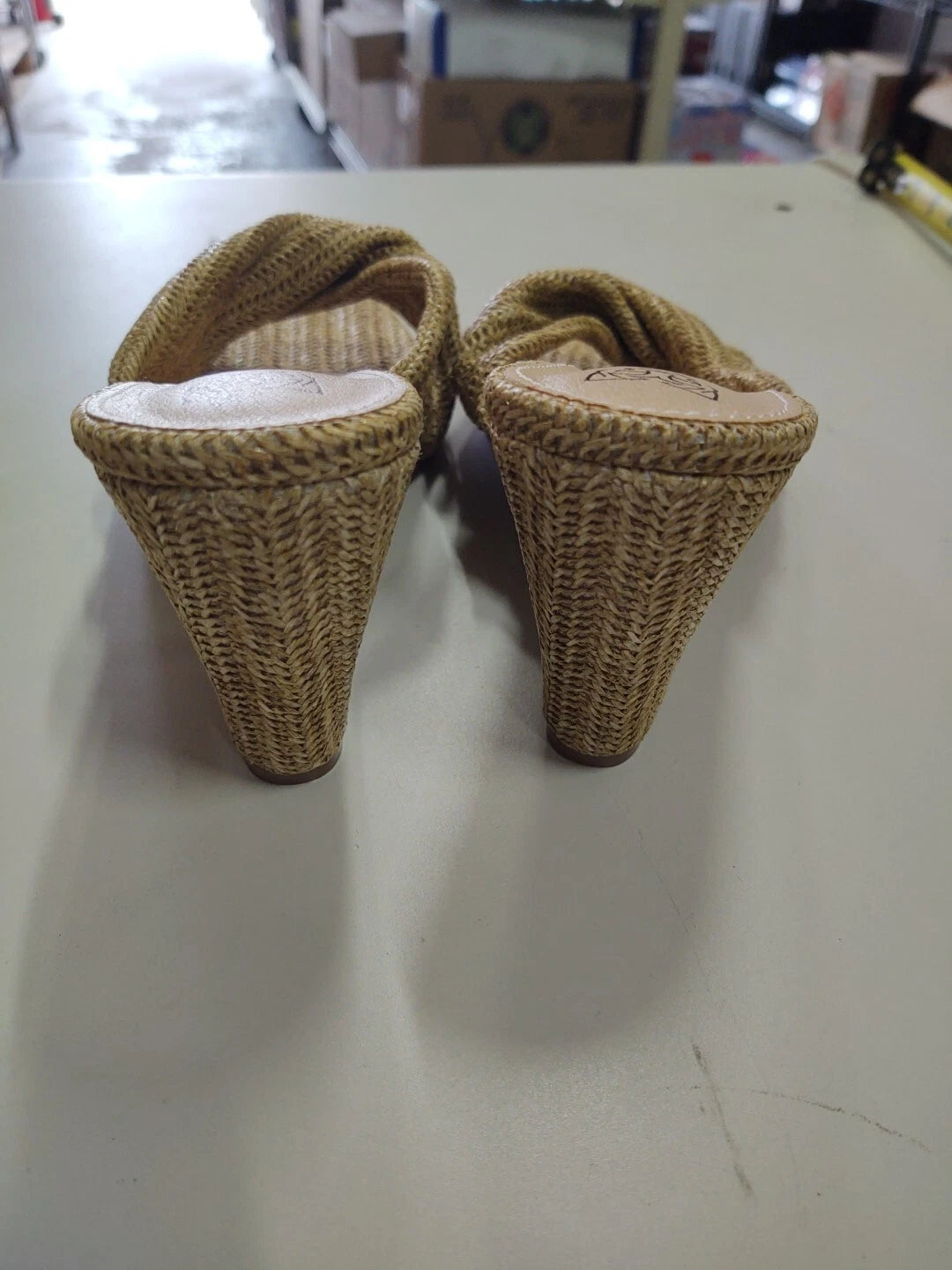 Beast Fashion Rafia Wedge Slide Sandle Size 11 tan beigh