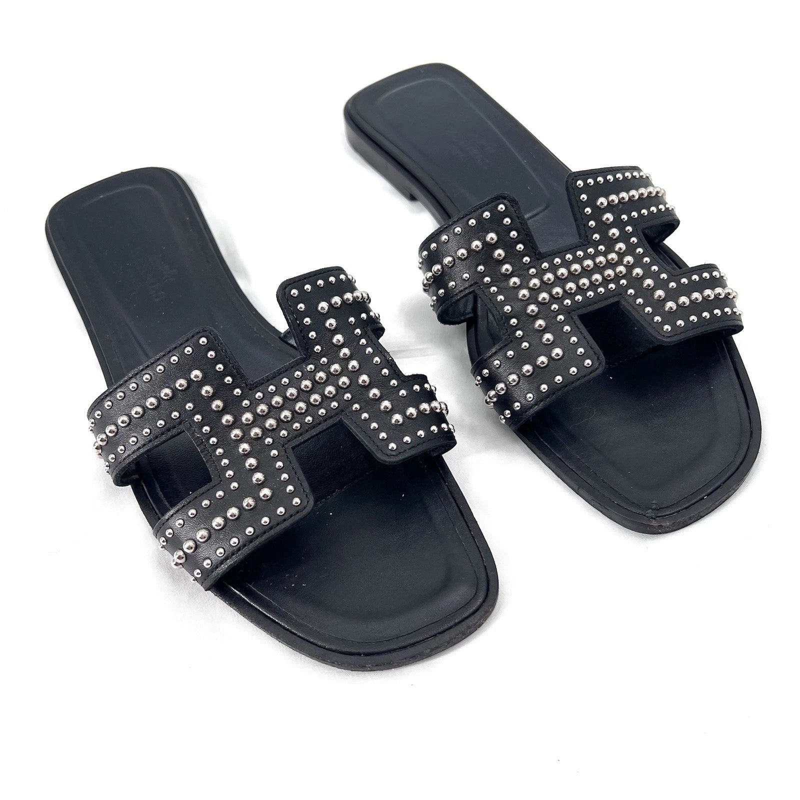 Hermes Oran Black Leather Studded Slide Sandals Womens Size EU 37 / US 6.5