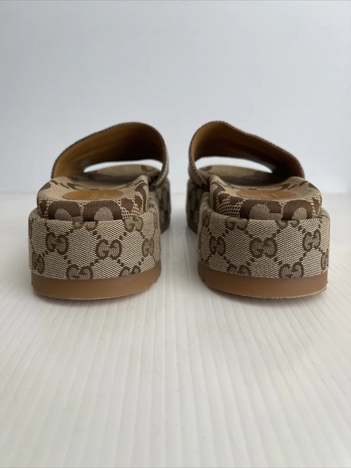 Gucci Womens Angelina Maxi GG Platform Slide Sandals- Beige Canvas- 40.5 /10.5US