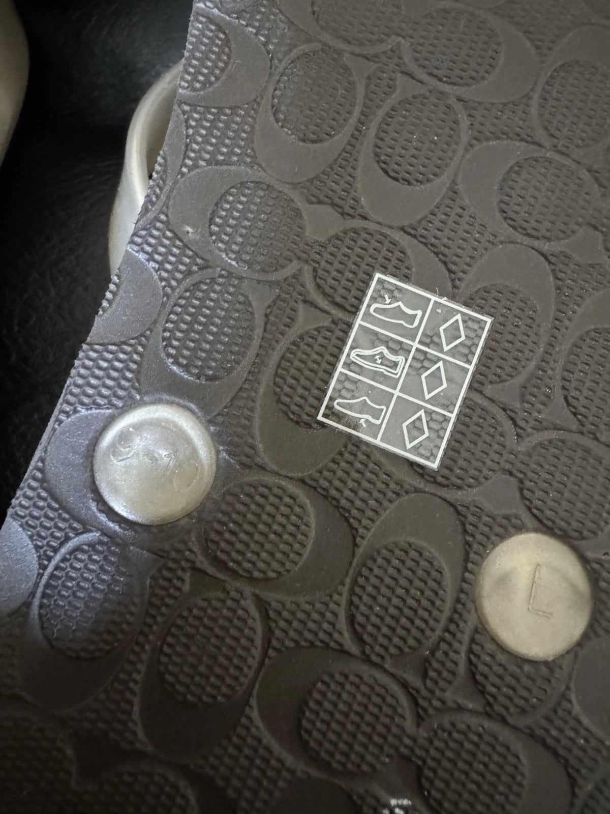 COACH Womens 9 B Abbigail Flip Flops Turnlock Logo Python NEW Sandals