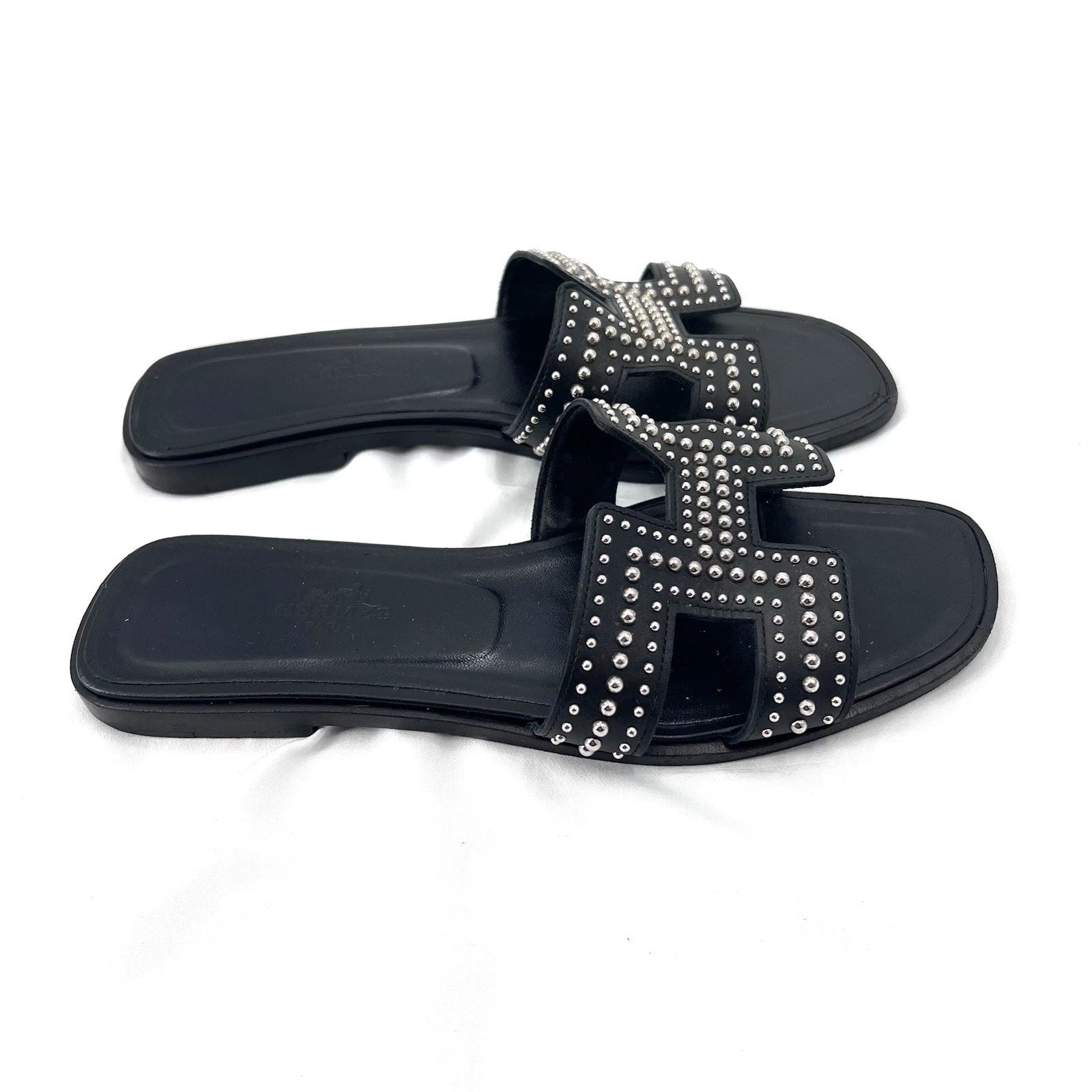 Hermes Oran Black Leather Studded Slide Sandals Womens Size EU 37 / US 6.5