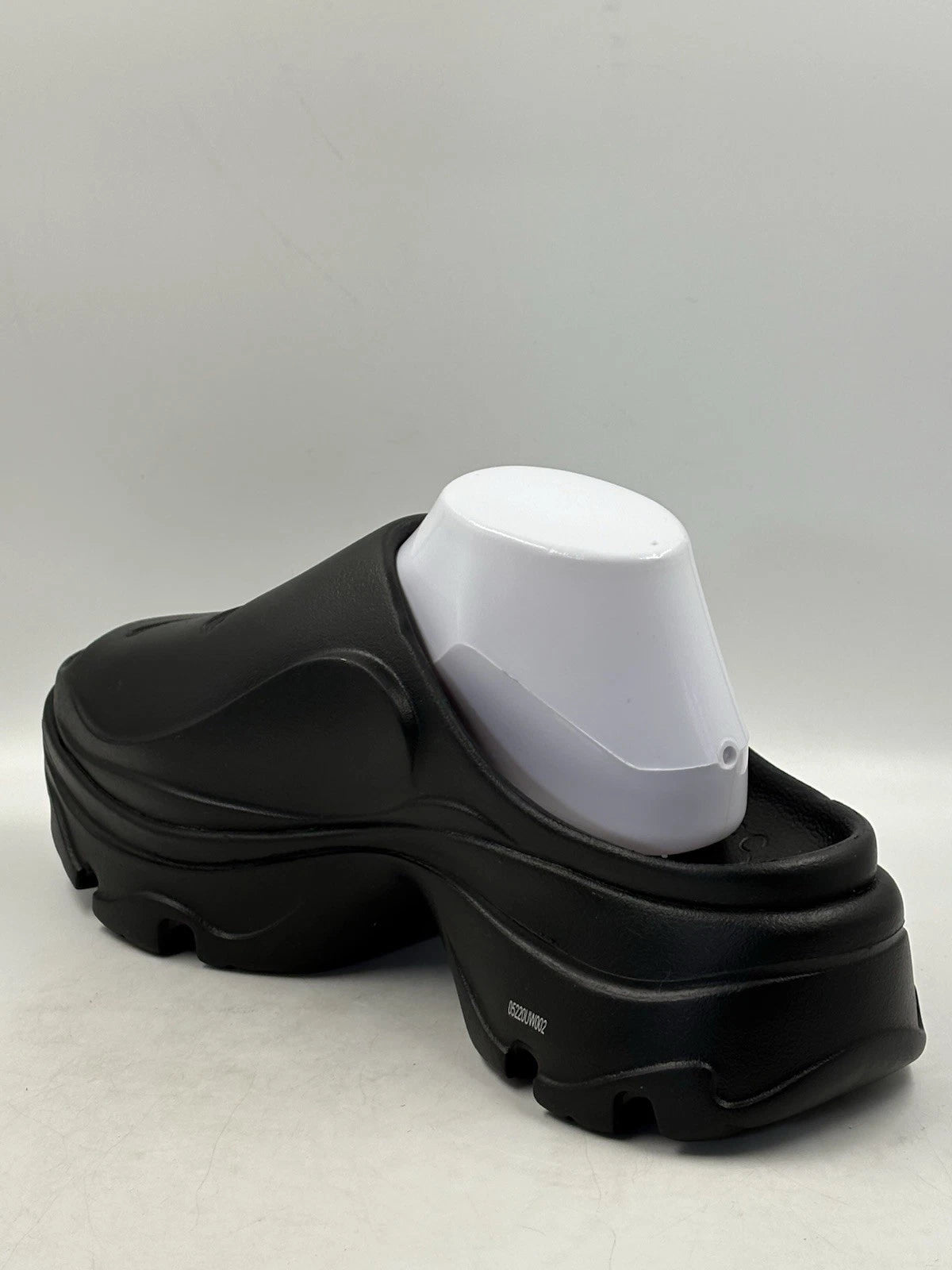 Adidas x Stella McCartney Clog Sandal / Triple Black / GW2050 EU 42 Read Sizing