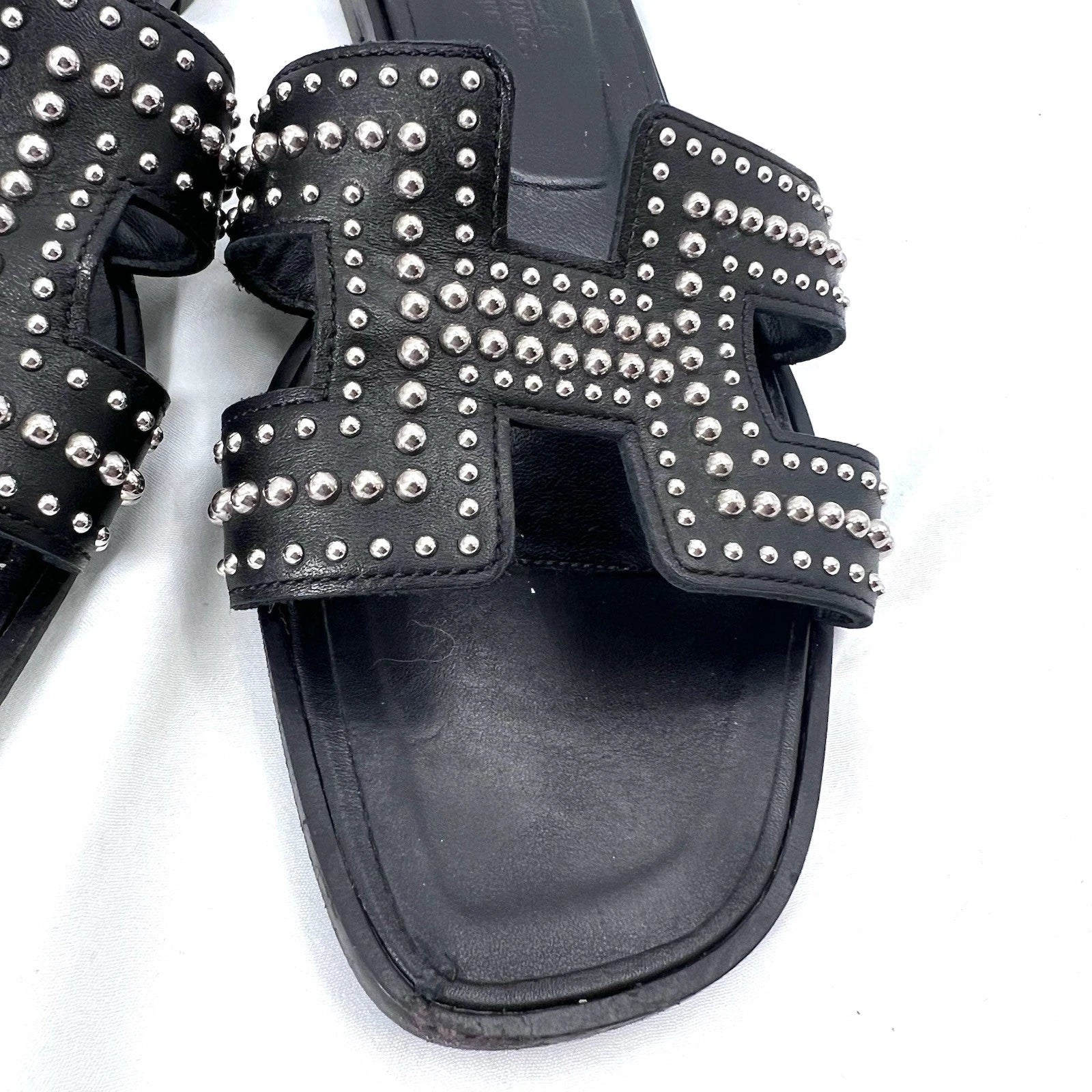 Hermes Oran Black Leather Studded Slide Sandals Womens Size EU 37 / US 6.5