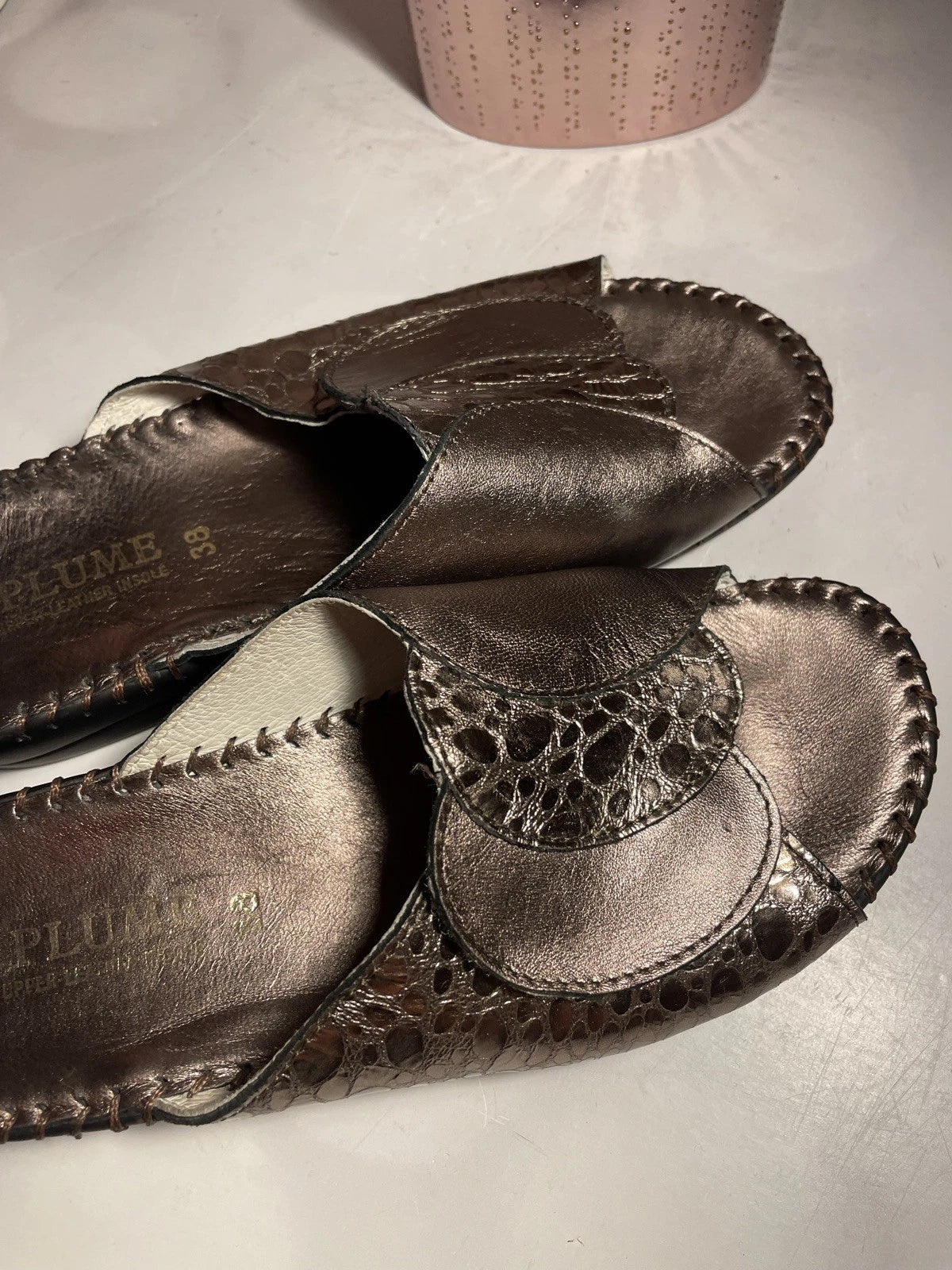 La Plume Women's Paola Sandal Leather Anatomical Footbed Women's SZ 38