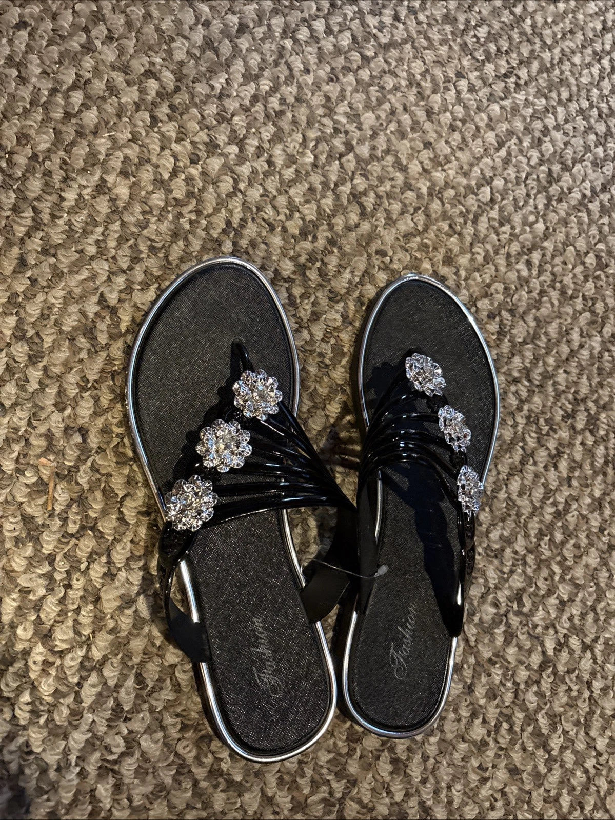 Fashion Ladies Black Sandals W/Rhinestone Flowers Flat Heel Size EU 44/ Us 11.5