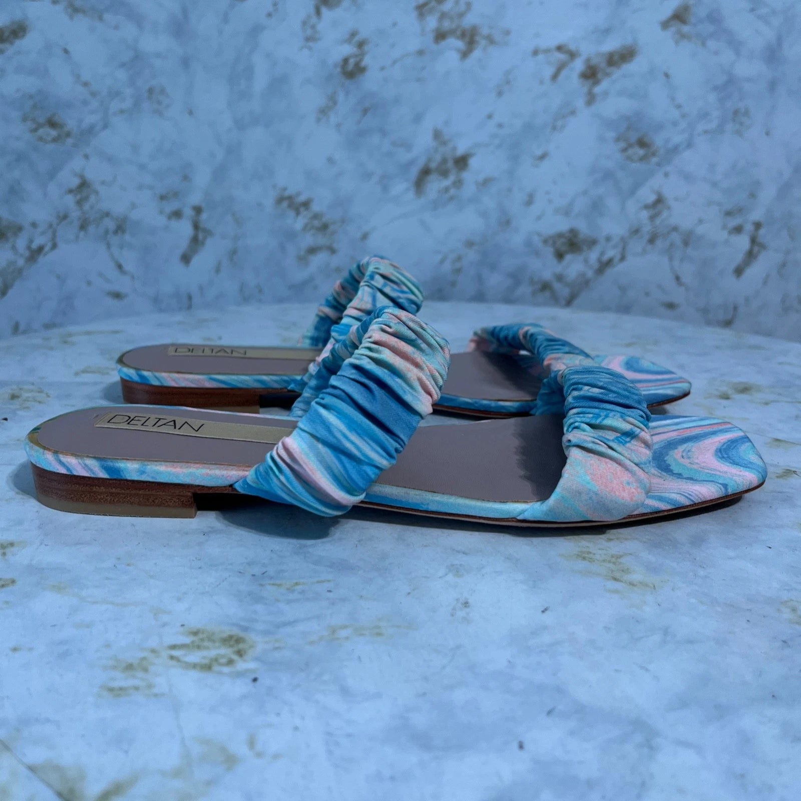 Deltan Women's Size 8M Shoes Blue Pink Slides Flip Flop Comfort Fashion Sandals