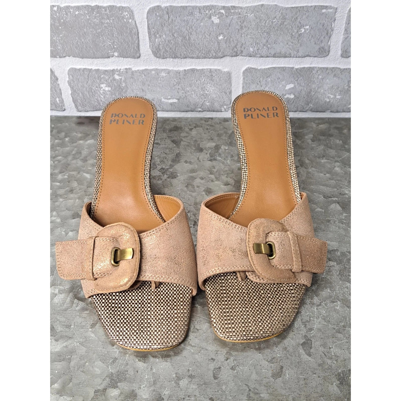 Donald Pliner Cherry Bucket Mule Leather Sandals Womens Size 8M