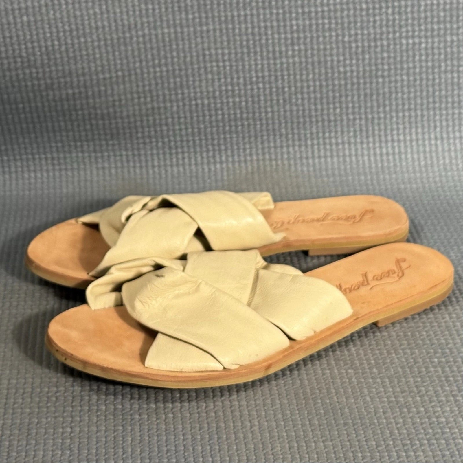 Free People Leather Slide Fashion Sandals Beige Size 6.5 US 37 EU