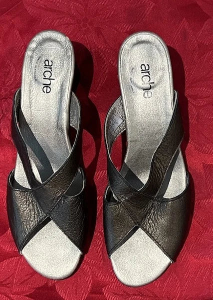 Arche Shoes Women Leather EU 39 US 8 Sandals Bronze Slip On Slides Heels