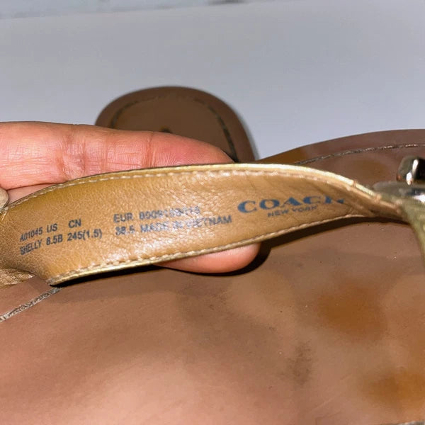 Coach Shelly Metallic Gold Leather Turnlock Flip Flops Thong Sandals Shoes 8.5