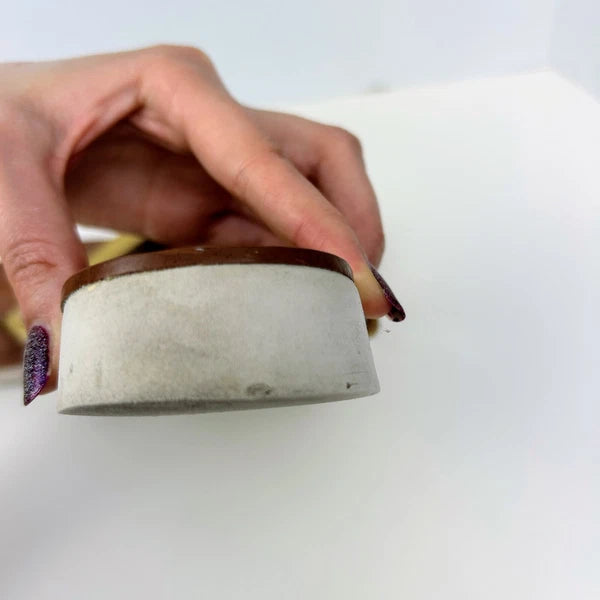 Coach Shelly Metallic Gold Leather Turnlock Flip Flops Thong Sandals Shoes 8.5