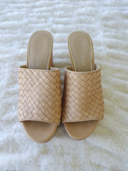 ETIENNE AIGNER Devin Sz 8  Sandals Platforms Women's Natural Cork Wedges Slides