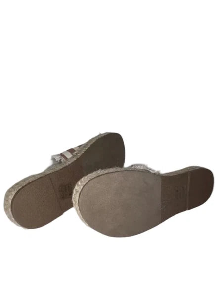 BEAST FASHION  Red Brick & White Striped  Fringe  Sandals Women’s Size 6.5 NEW