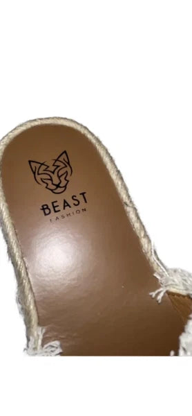 BEAST FASHION  Red Brick & White Striped  Fringe  Sandals Women’s Size 6.5 NEW