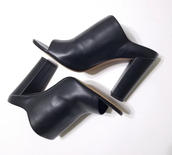 NIB Vince Alora Leather Block Heel Slide Sandal in Black Size 9 $295