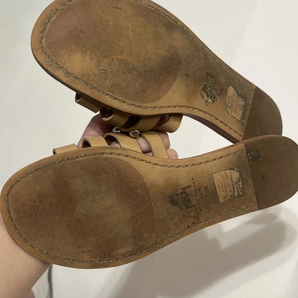 Marc Fisher Sandals Womens 7.5 Tan Pava Slides Studded Flat Leather Gladiator