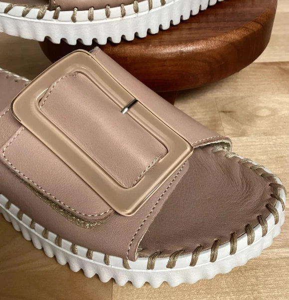 Eric Michael Darla Leather Sandals Slide Shoes Size Sz 7.5 8 EU 38 Beige Nude