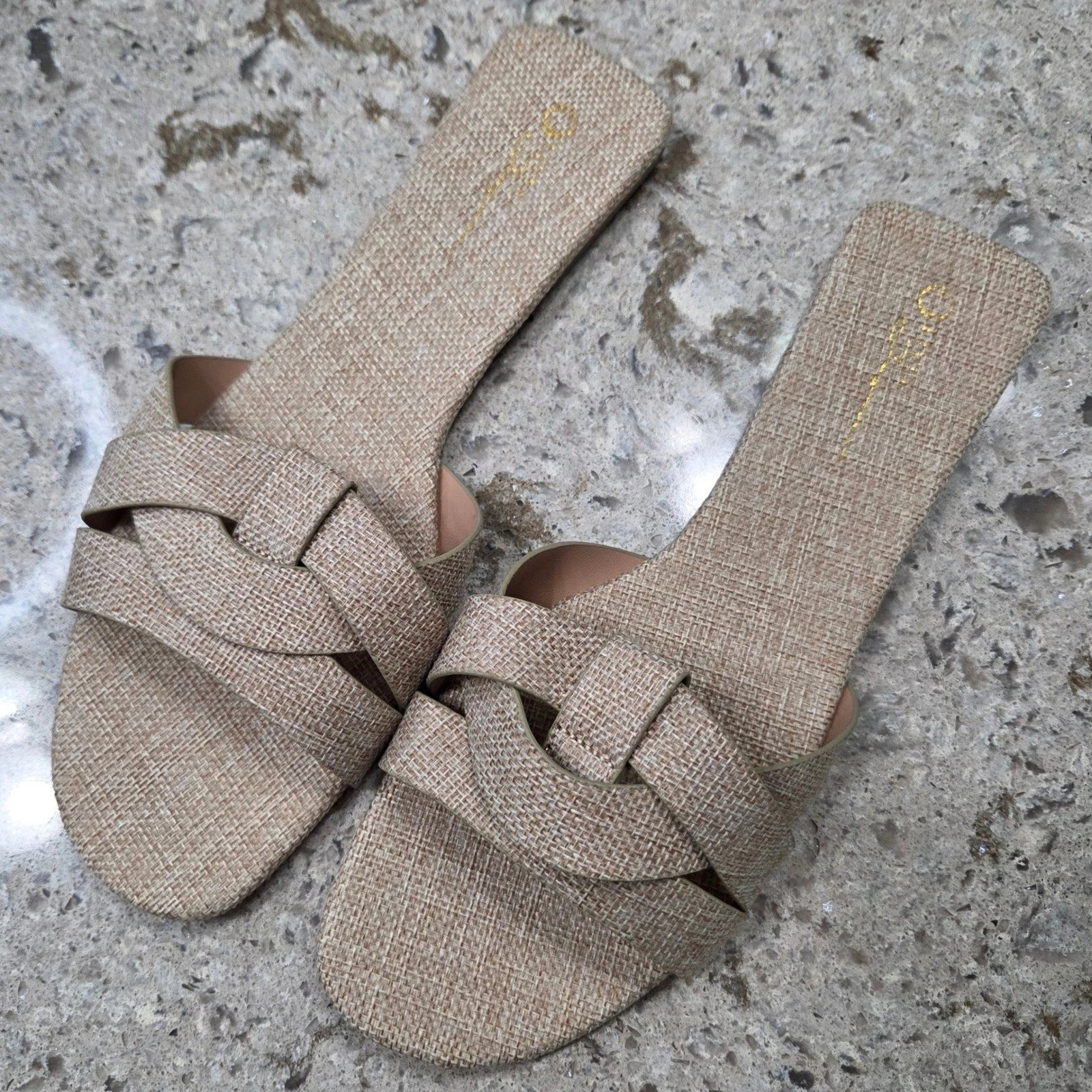 Olivia Jaymes Women's Nessa Raffia Suede Slides Sandals Beige Size 10 New