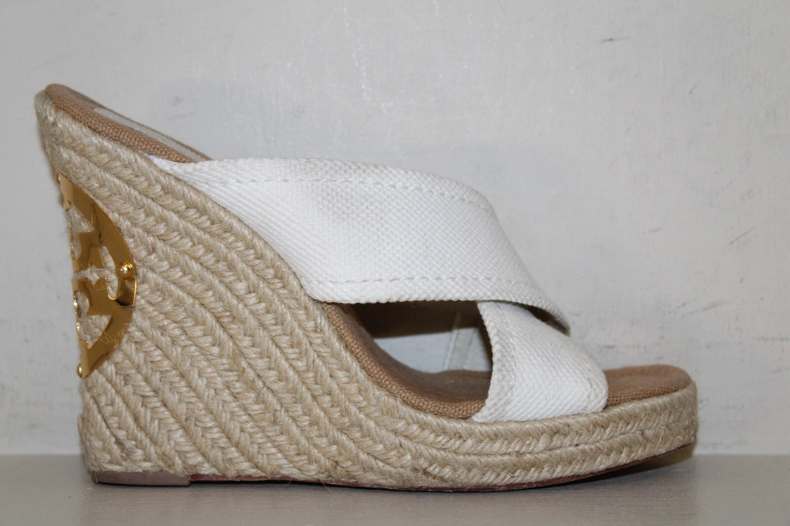 Tory Burch Wedge Kristen Sandal Wedge Heel Sz 8 M Gold Signature Logo White