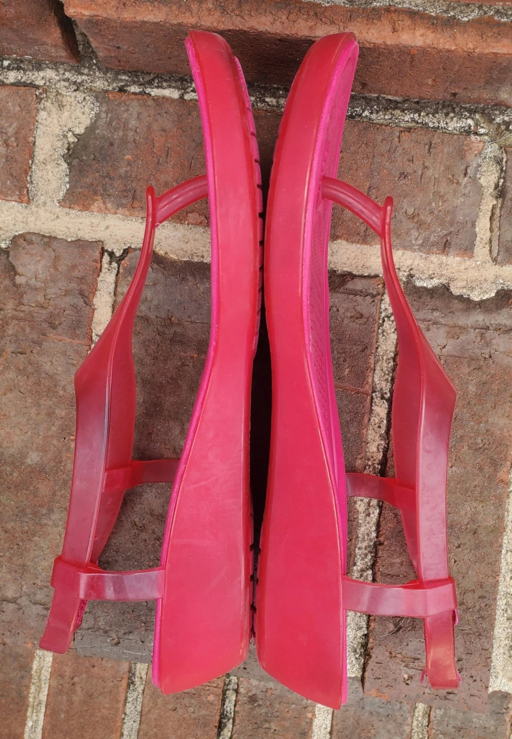 🐊CROCS●Sexi💋Serena●Flip Flop/ Thong/Slingback●Sz.7●Good/Clean Cond●HOT PINK💗