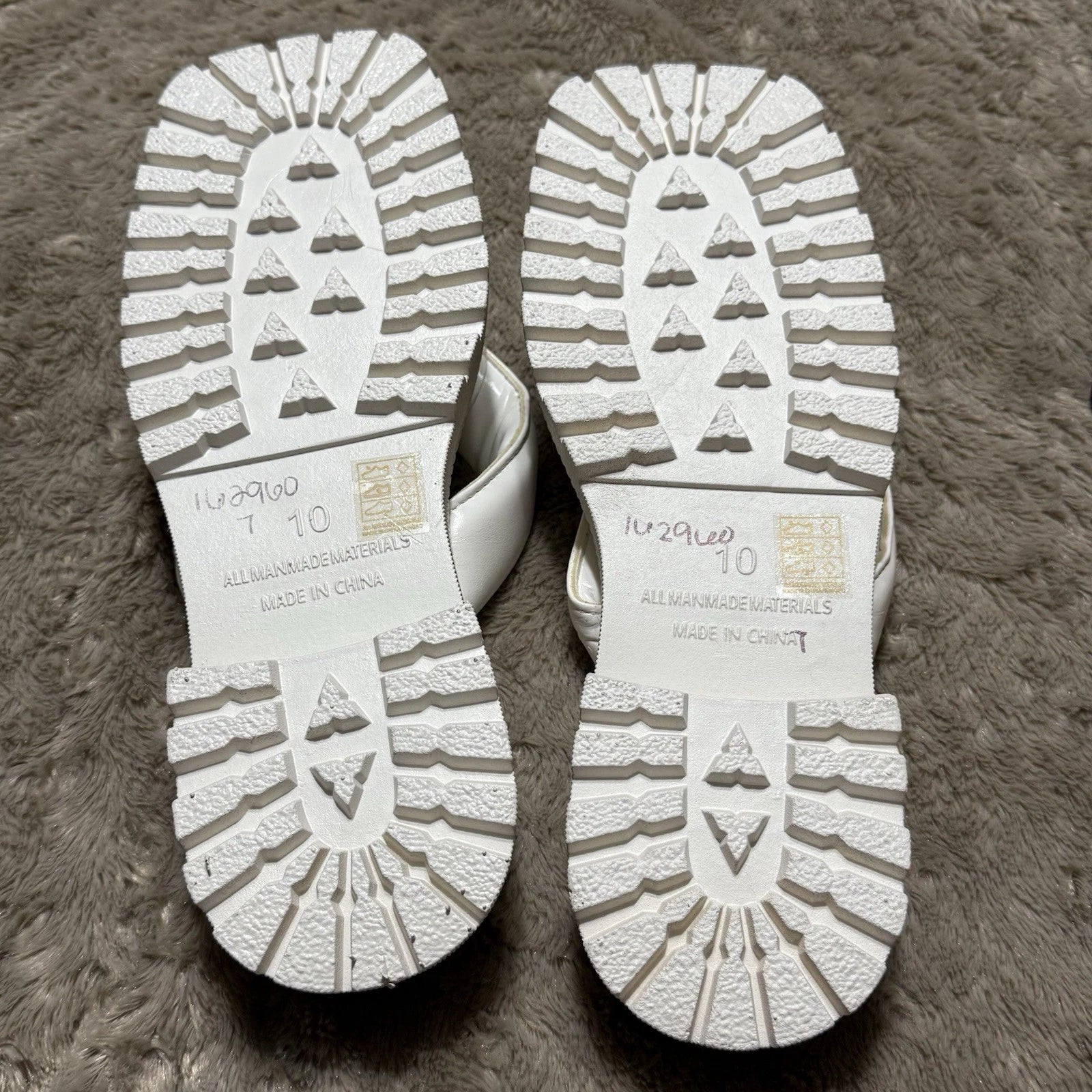 Sole Mates White SlipOnPlatform Wedge Flip Flop Thong Sandals Womens Sz 10- NEW