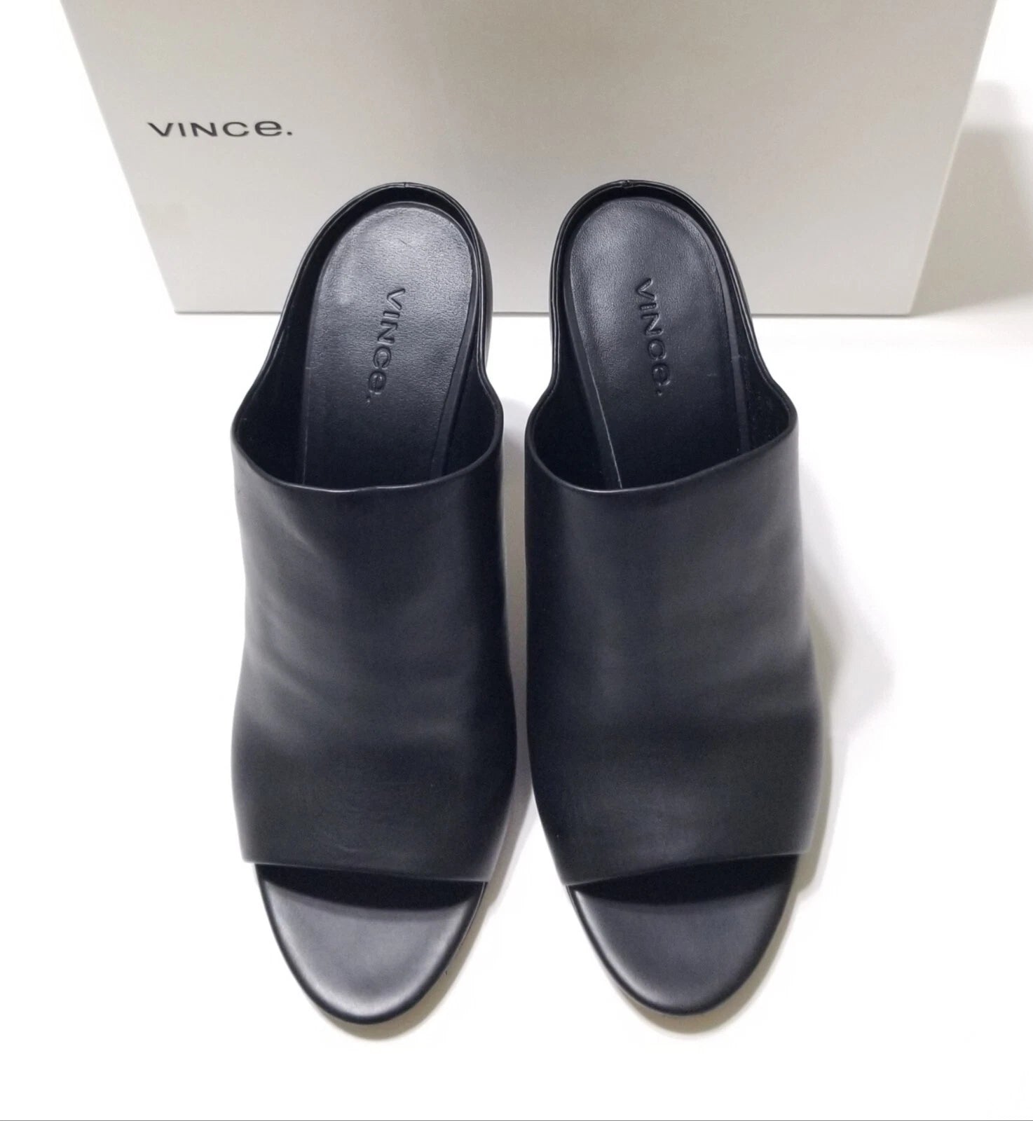 NIB Vince Alora Leather Block Heel Slide Sandal in Black Size 9 $295