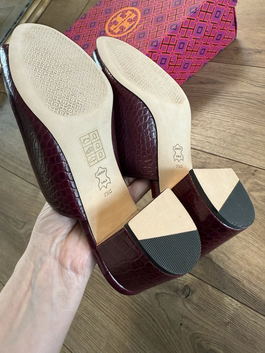 TORY BURCH MARTINE  croco emboss slide sandal Burgundy Claret 7.5 C MSRP $406