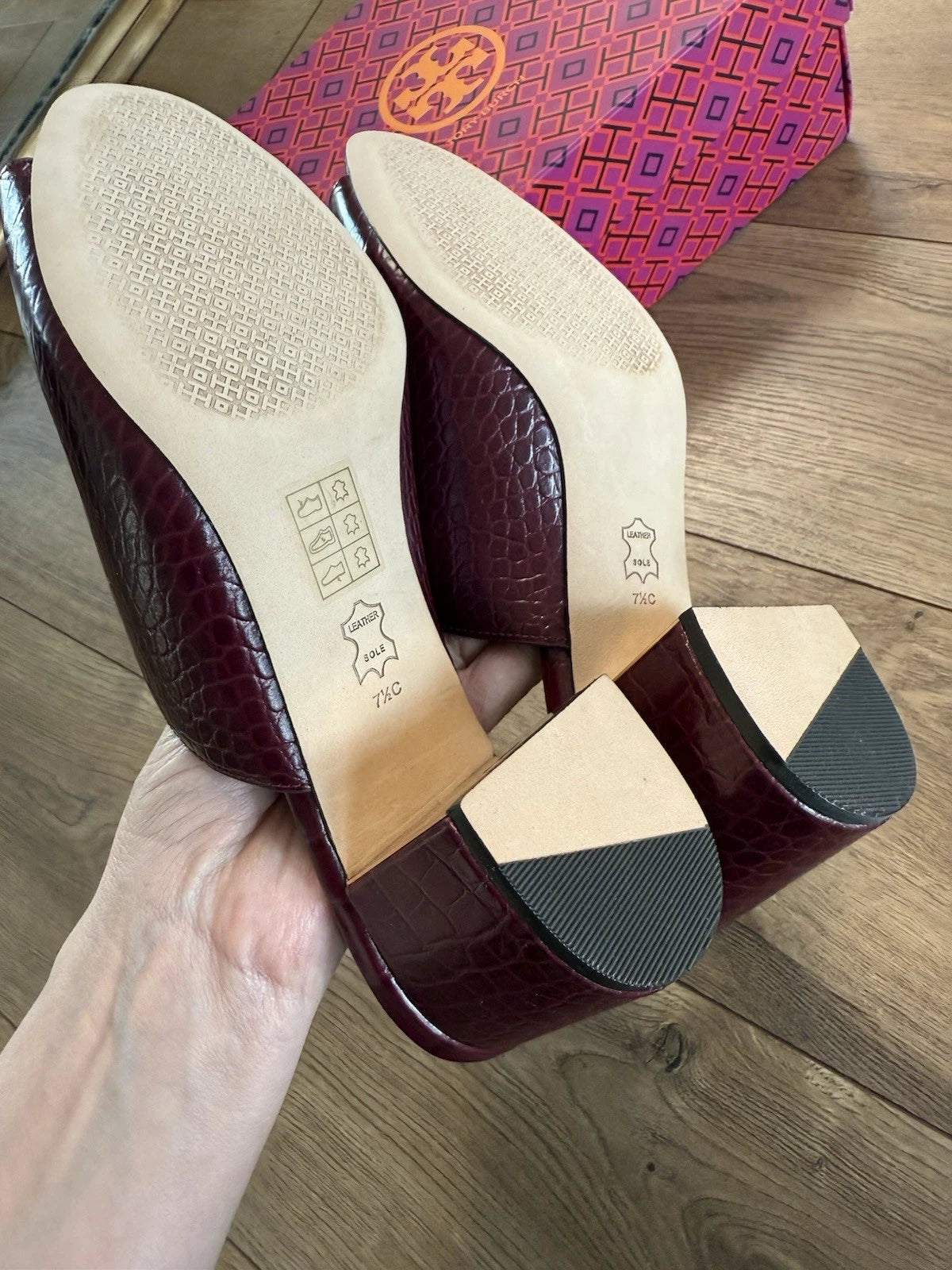 TORY BURCH MARTINE  croco emboss slide sandal Burgundy Claret 7.5 C MSRP $406