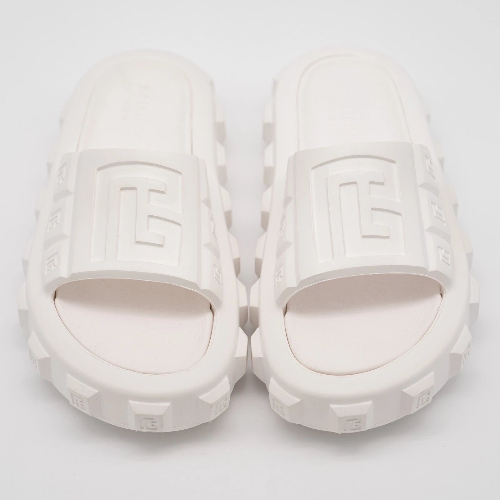 size 38-39 Balmain White Ari Women Rubber Slip On Slides Sandal Embossed Logo