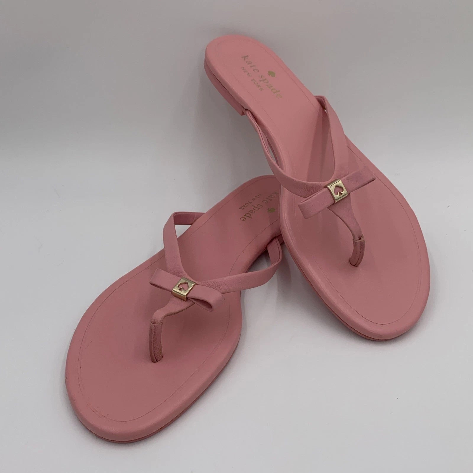 Kate  Spade Tatum New York Pink Leather Bow-Thong Sandals Spade Charm Size 9B