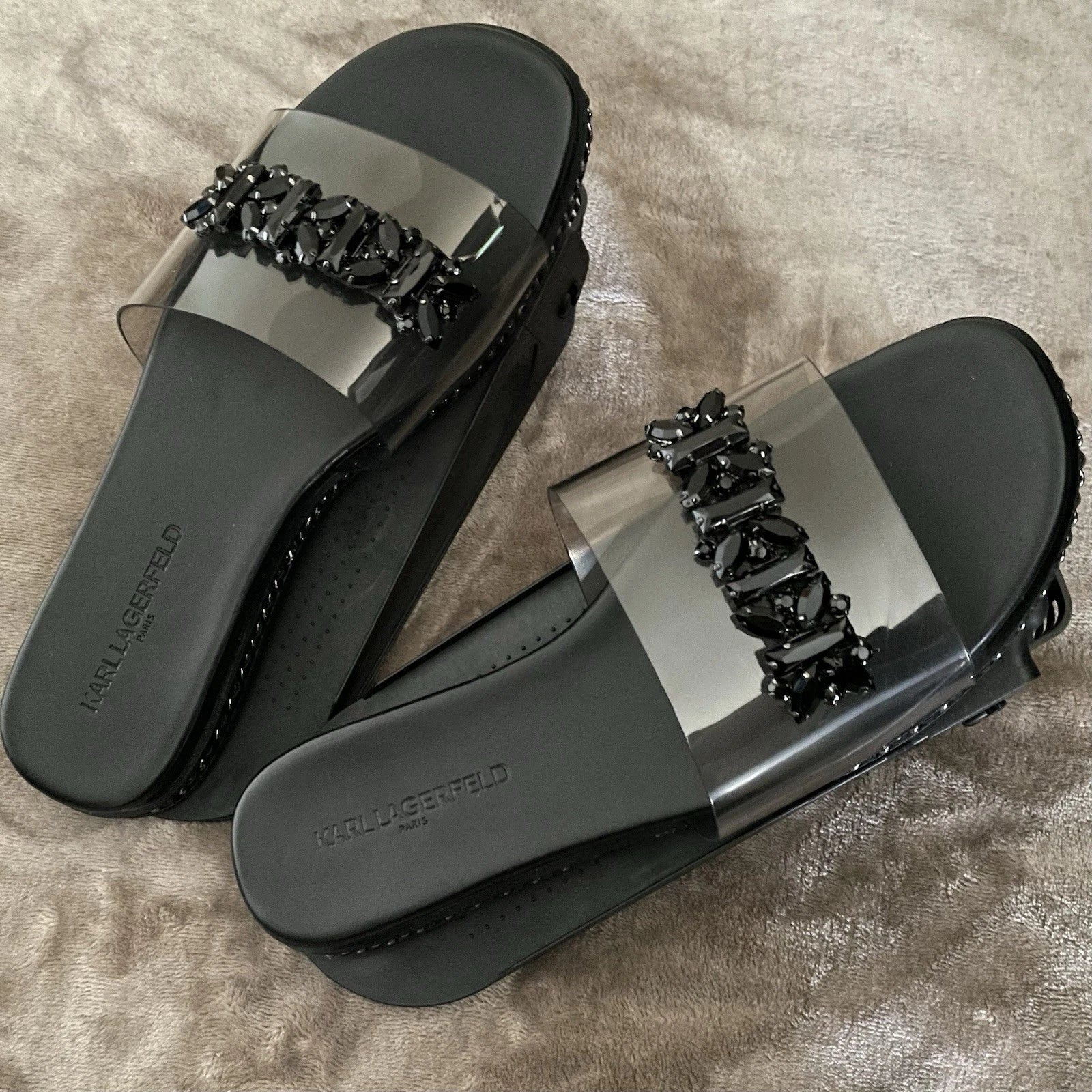Resort Wear Slip On Vacay Beach Karl Lagerfeld Paris Sandal 9.5 Black Clear Top