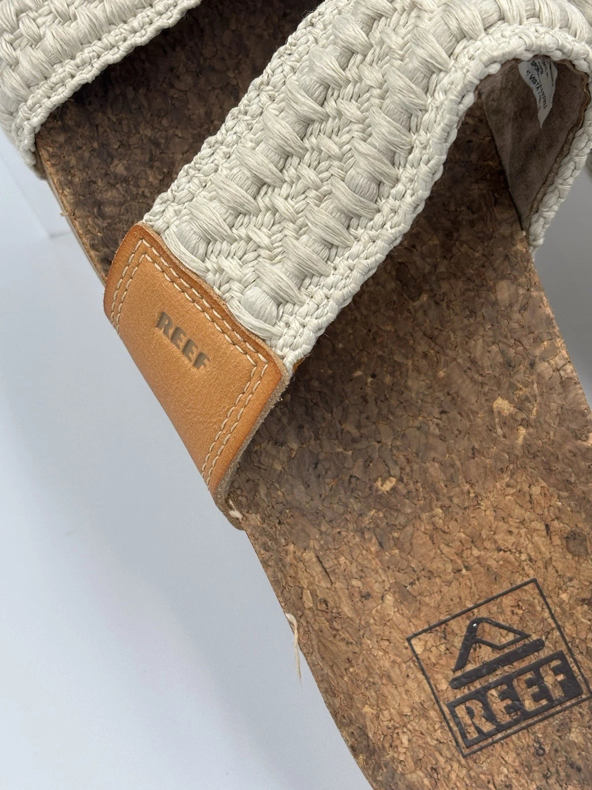 Reef Women's Cushion Vista Fashion Slide Sandal Size 8 White Strap Slip 38.5EU