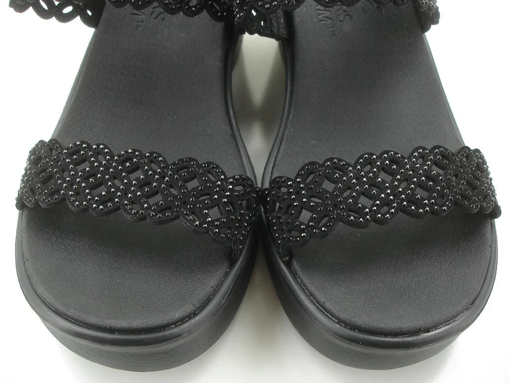 Women's 8 M Skechers Rumble On Sassy Dayz Sandals 119147 Black Wedge Heel Beaded
