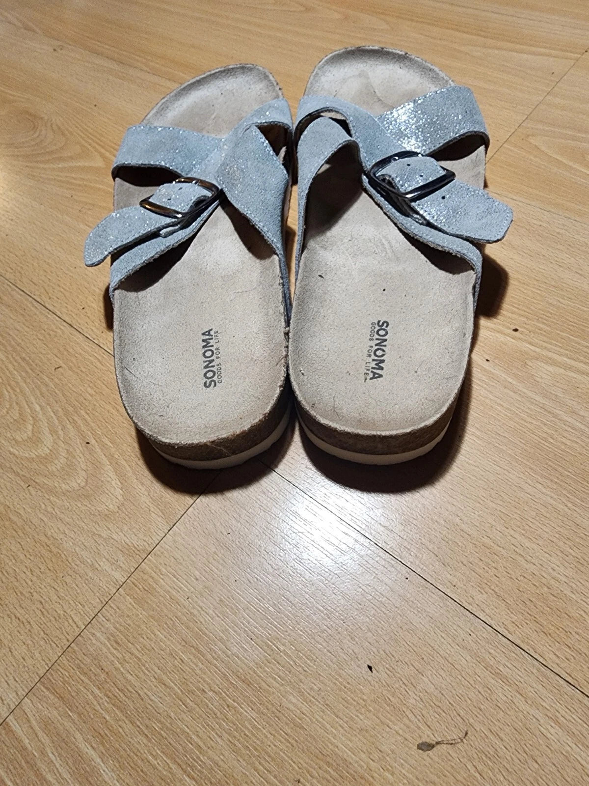Sonoma Silver Suede Buckle Slide Footbed Sandals Size 9.5 Style Tarragon