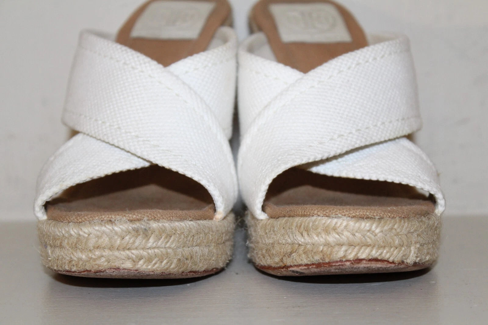 Tory Burch Wedge Kristen Sandal Wedge Heel Sz 8 M Gold Signature Logo White