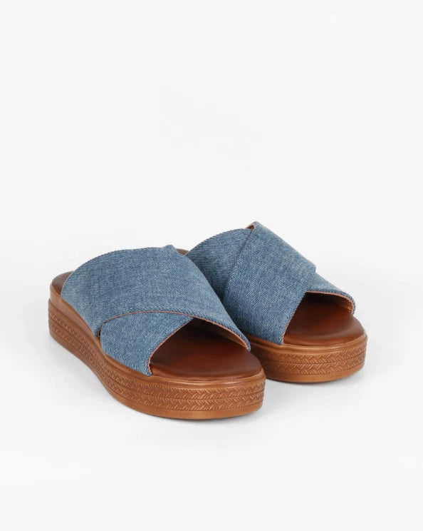 Women's Casual Suede Crossover Open Toe High Platform Mule Sandals / Sliders