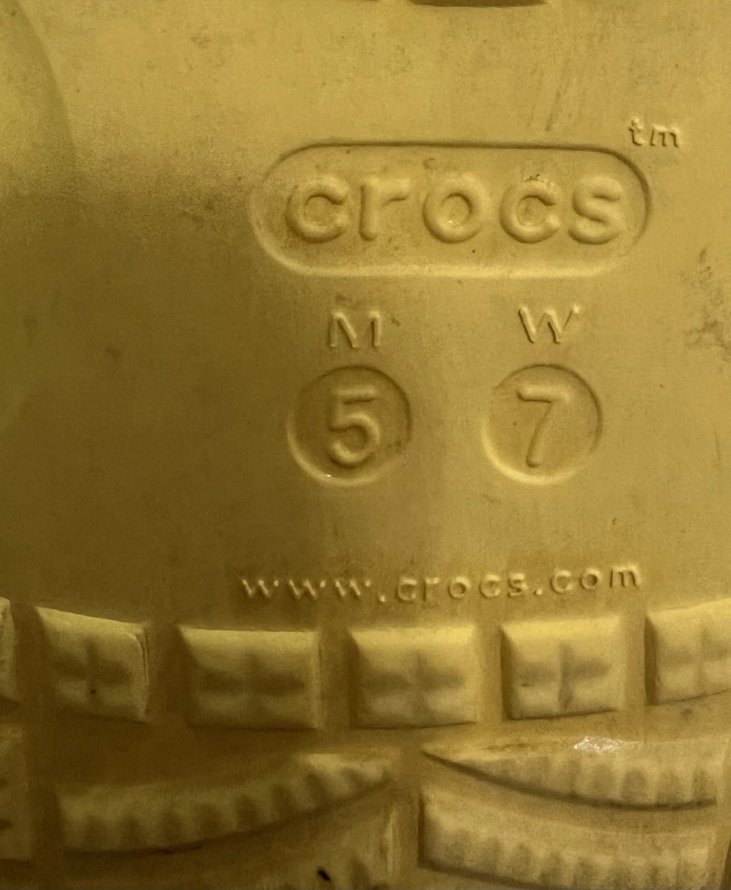 UsedVeryGood_Crocs Unisex Classic Two-Strap Slide Sandals_Yellow_Sz7Women/5 Men