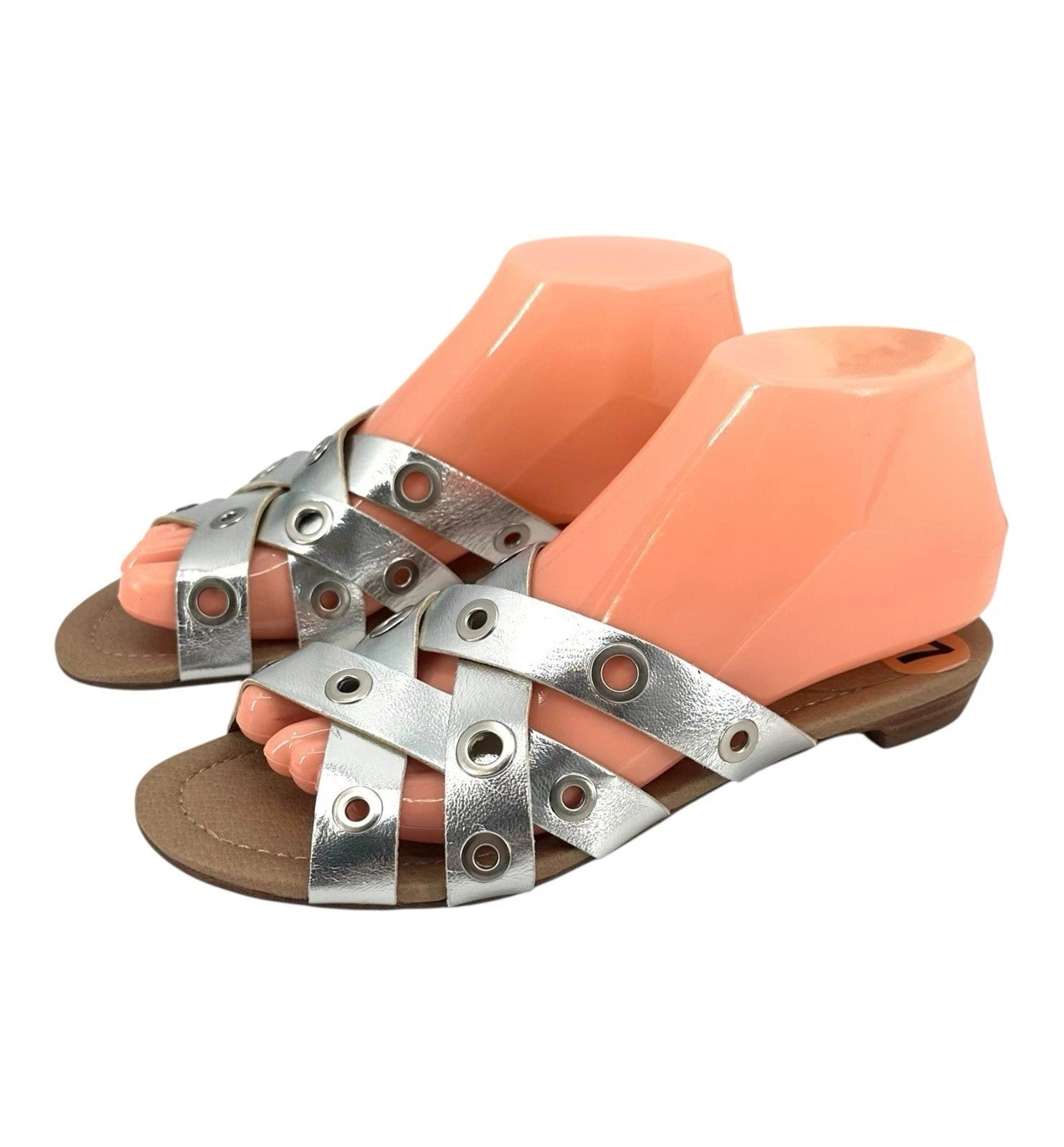 Tahari Silver Grommet Strappy Sandals Flats Women’s Size 7 Slip On Shoe